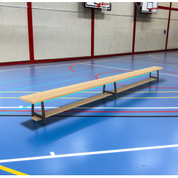 Скамья гимнастическая 2,5м на металлических ножках